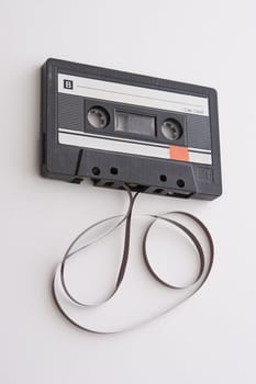 unroll tape cassette