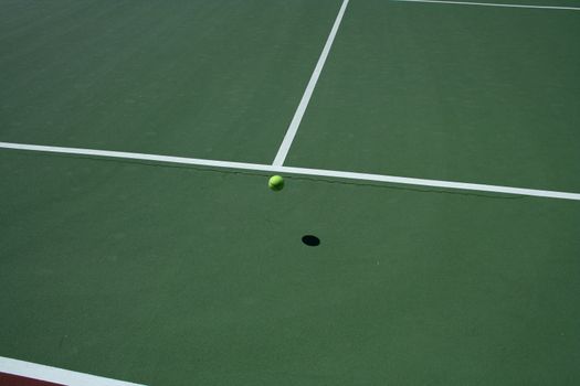 Tennis Court with bouncing ball