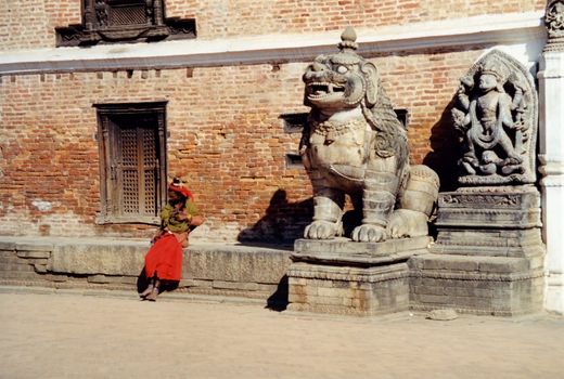 brahman and lion statue in kathmandu