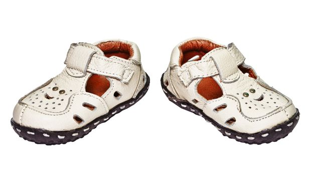 Baby shoes made ​​of genuine leather