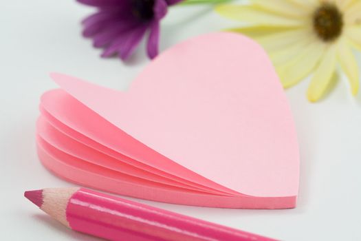 heart shaped note paper 