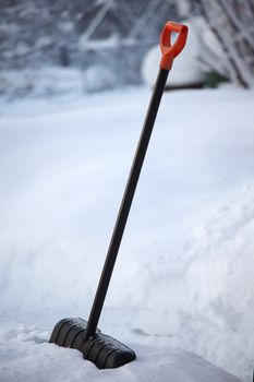 shovel snow 