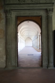 Internal courtyard of basilica Santa Croce in Florence, Italia. 