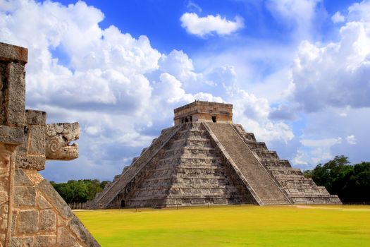 Chichen Itza snake and Kukulkan Mayan pyramid