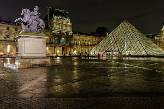 Louvre Pyramid and Pavillon Richelieu