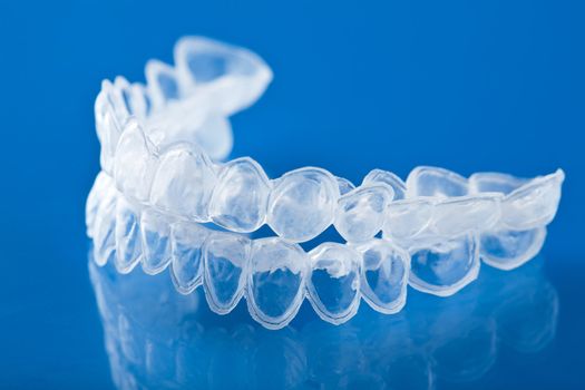 individual tooth tray for whitening 