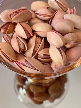 ready to eat shelled pistachios