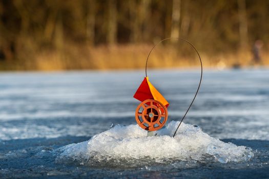 tackle for winter fishing, Fishing in the winter in the hole on live bait.
