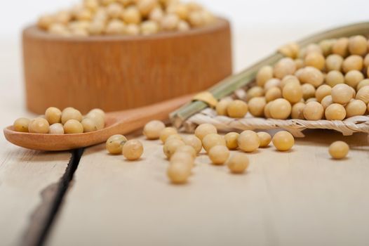 organic soya beans 