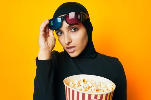 arab woman watching movies 3D glasses fun studio lifestyle