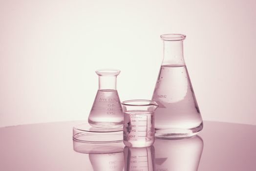 Assorted laboratory glassware equipment - Image