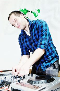 dj on party 