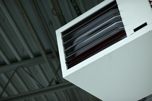 Heavy Duty Air Condition in the Warehouse
