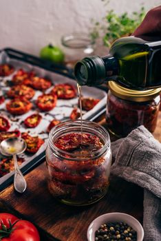 Tomato Preserves with Thyme in Olive Oil