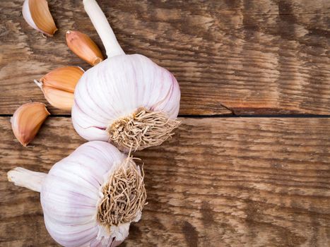 two garlic bulbs and cloves