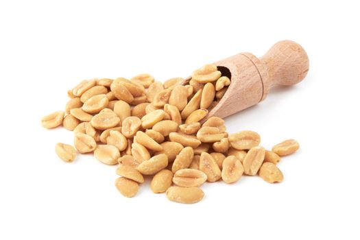 Salted peanuts isolated