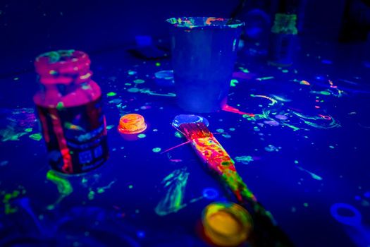 Image of Nightclub fluorescent paint