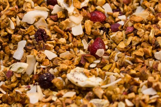 Dried fruit and cereals