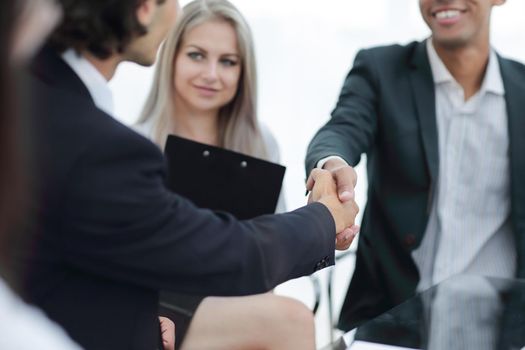 closeup.handshake of business partners.the concept of cooperation