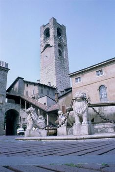 fountain at Piazza Vecchia in Bergamo, Italy