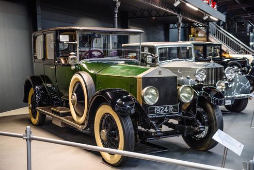 SINSHEIM, GERMANY - MAI 2022: green Rolls-Royce Silver Ghost 1924
