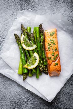 Grilled salmon with green asparagus
