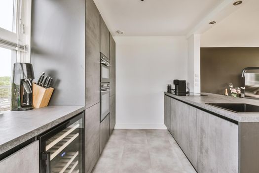 Bright and modern kitchen design