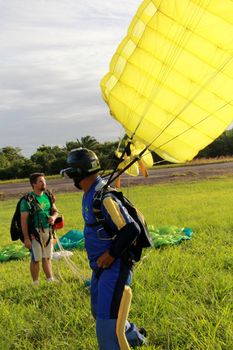 parachute jump in bahia
