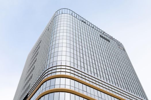 glass and aluminum office skyscraper