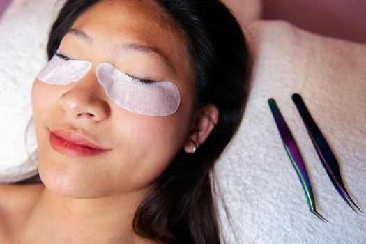 woman ready for application of eyelash extensions
