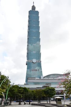 Vertical shot of the Taipei 101 skyscraper in Taipei, Taiwan