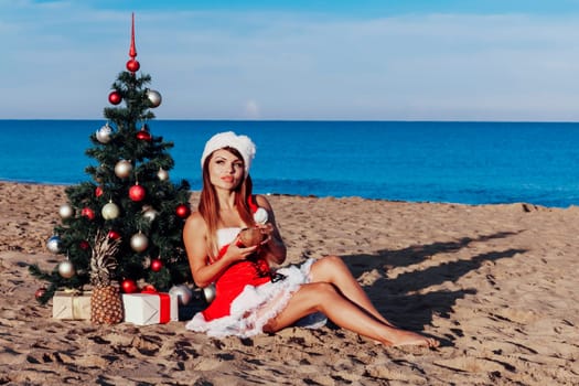 new year Christmas tree Beach Resort Sea girl 2018 2019