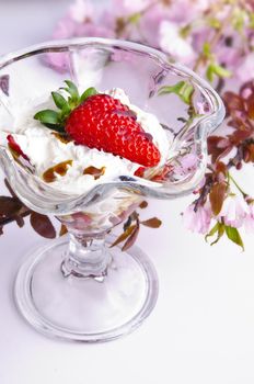 strawberry, cream and balsamico cream ones