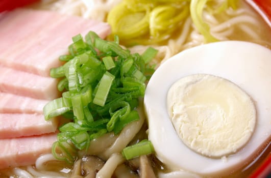 japanese ham noodles and mushroom