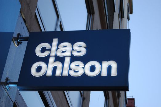 Clas Ohlson sign