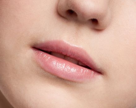 Lips make-up zone