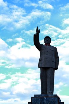 Mao Tse tung Statue 