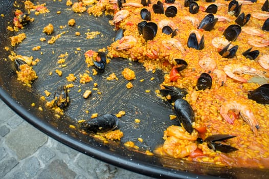 Pan with Seafood Paella