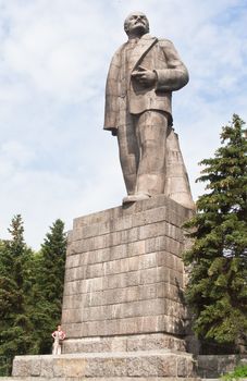 Monument to Lenin on the waterfront of the city of Dubna. Russia
