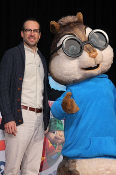 Jason Lee, Alvin and the Chipmunks at the Alvin and the Chipmunks' Hand and Footprint Ceremony, Chinese Theater, Hollywood, CA 11-1-11/ImageCollect