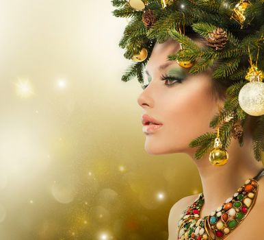 Christmas Woman. Christmas Tree Holiday Hairstyle and Makeup