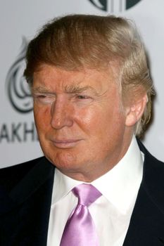 Donald Trump
/ImageCollect