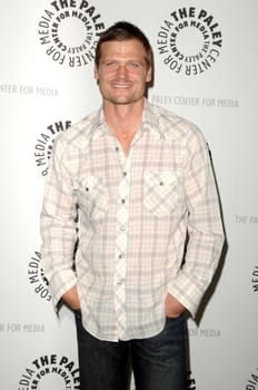Bailey Chase
/ImageCollect