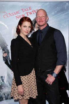 Derek Mears
at the "Hansel & Gretel Witch Hunters" Los Angeles Premiere, Chinese Theater, Hollywood, CA 01-24-13/ImageCollect
