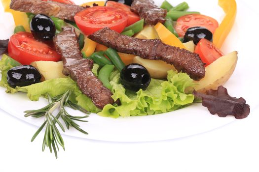 Salad with beef fillet and potatoes.