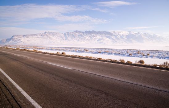 Lonesome Road Winter Freeze Utah Mountain Highway Salt Flats