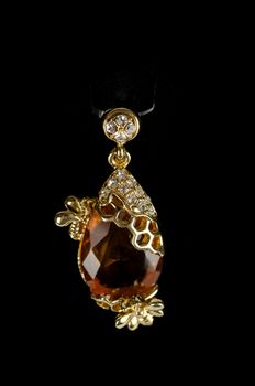 pendant closeup with big gem