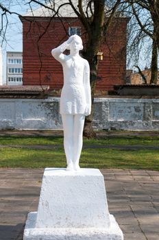 Soviet pioneers sculpture