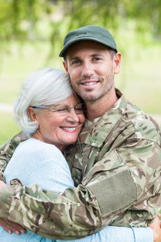 Soldier reunited with his mother