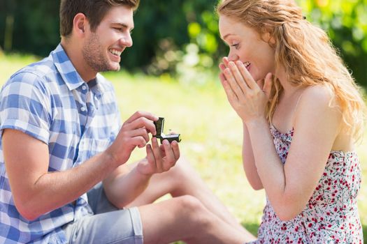 Young man propose to girlfriend